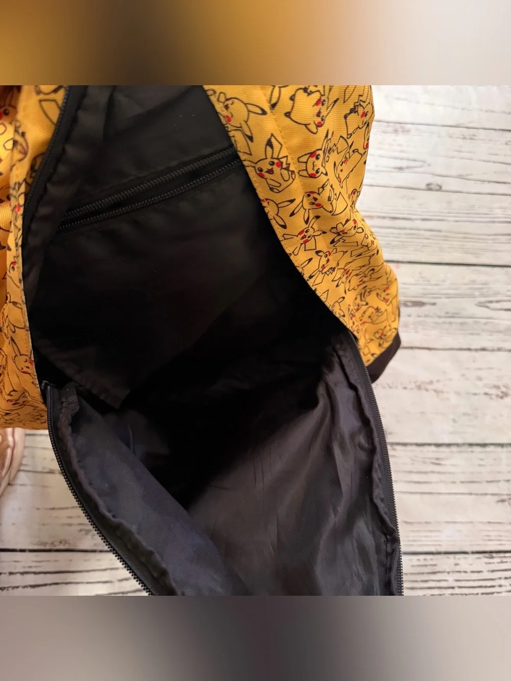 N/A stylish yellow